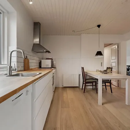 Familievenligt Med Stor Have Og Beliggenhed I Sj1035 Сasa de vacaciones